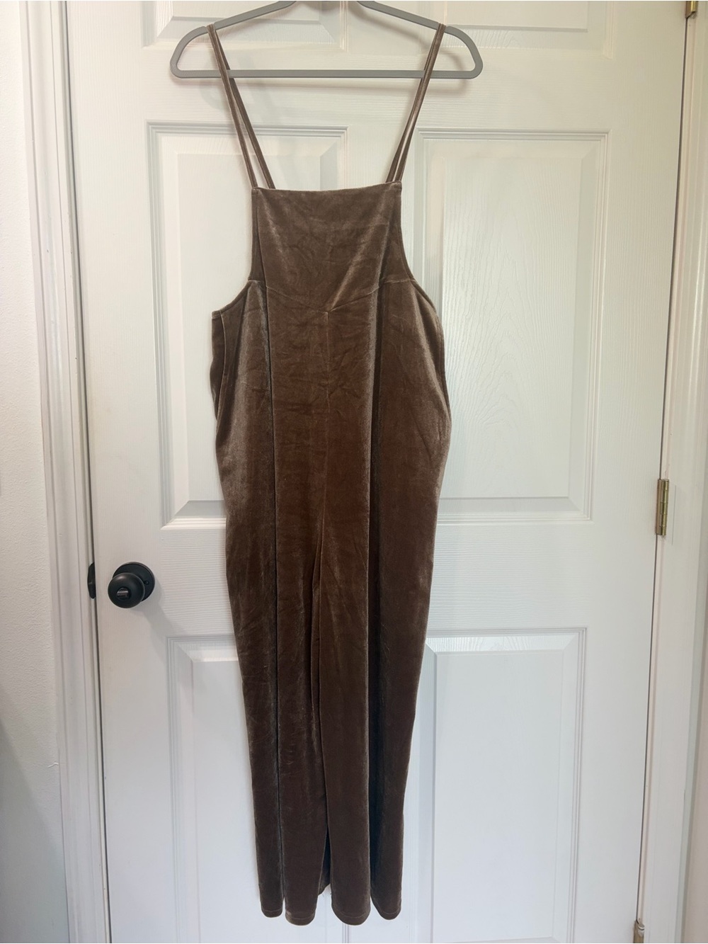 Easel Brown Velvet oversized Jumpsuit / Overalls size S